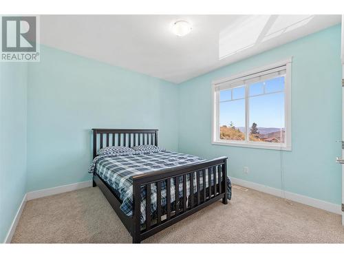 1419 Montenegro Drive, Kelowna, BC - Indoor Photo Showing Bedroom