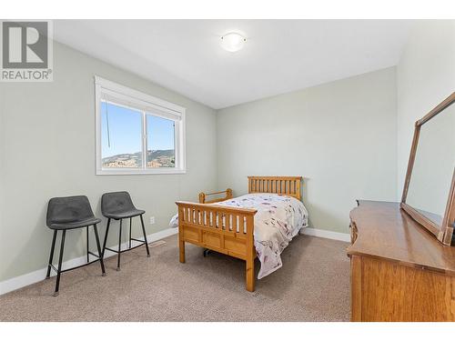 1419 Montenegro Drive, Kelowna, BC - Indoor Photo Showing Bedroom