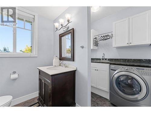 1419 Montenegro Drive, Kelowna, BC - Indoor Photo Showing Laundry Room