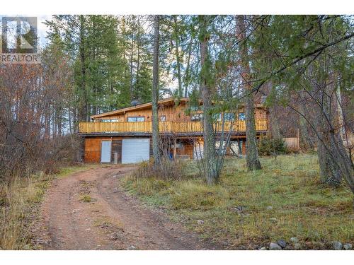 7884 Alpine Road, Kelowna, BC - Outdoor