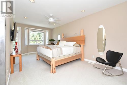 2675 Doebert Road, Blind Bay, BC - Indoor Photo Showing Bedroom