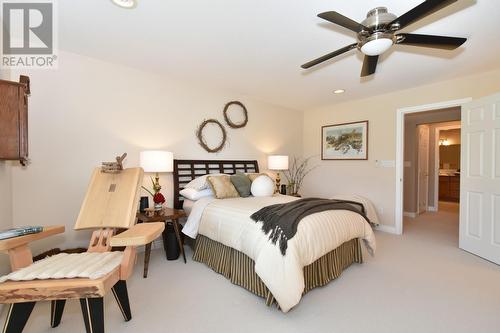 2675 Doebert Road, Blind Bay, BC - Indoor Photo Showing Bedroom