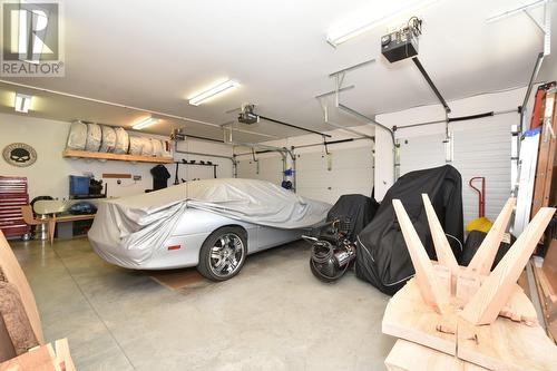 2675 Doebert Road, Blind Bay, BC - Indoor Photo Showing Garage