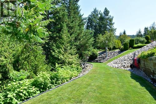 2675 Doebert Road, Blind Bay, BC - Outdoor