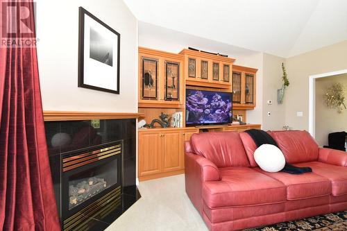 2675 Doebert Road, Blind Bay, BC - Indoor Photo Showing Living Room With Fireplace