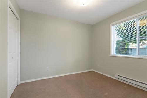 39-4740 20 Street, Vernon, BC - Indoor Photo Showing Other Room