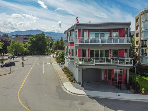 301-88 Lakeshore Drive, Penticton, BC 