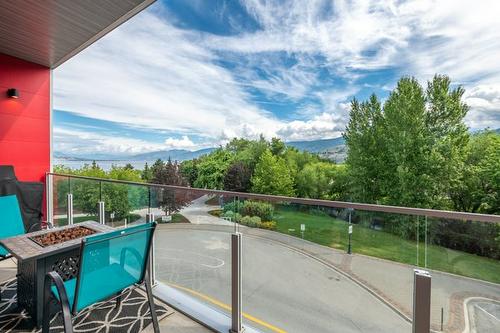 301-88 Lakeshore Drive, Penticton, BC 