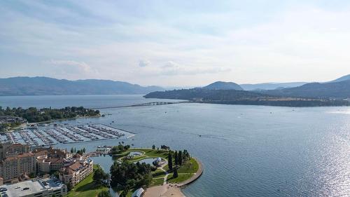 905-1128 Sunset Drive, Kelowna, BC - Outdoor With Body Of Water With View