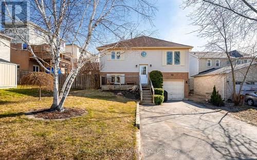 38 Eastview Crescent, Orangeville, ON - Outdoor