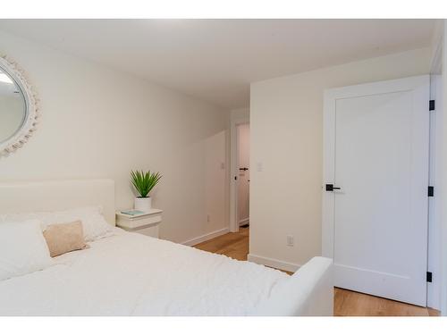 190 Coleman Street, Trail, BC - Indoor Photo Showing Bedroom