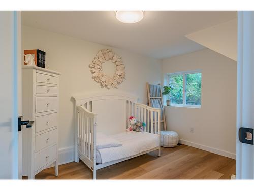 190 Coleman Street, Trail, BC - Indoor Photo Showing Bedroom