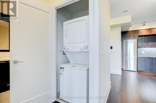 1008 - 120 Harrison Garden Boulevard, Toronto (Willowdale East), ON - Indoor Photo Showing Laundry Room