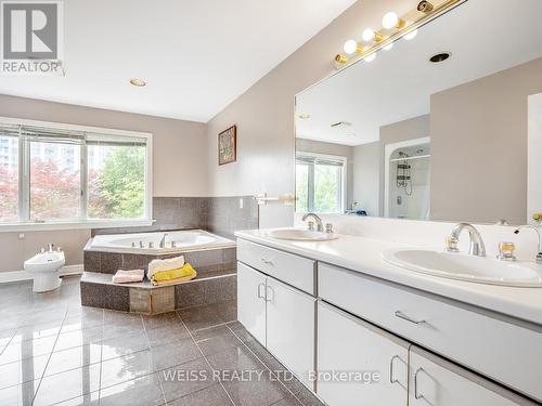 81 Brucewood Crescent, Toronto (Englemount-Lawrence), ON - Indoor Photo Showing Bathroom