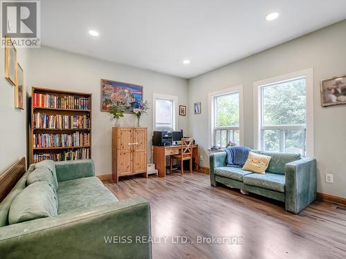 81 Brucewood Crescent, Toronto (Englemount-Lawrence), ON - Indoor Photo Showing Living Room