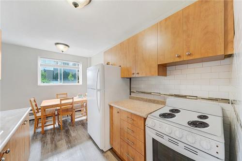 443 Pearl Street|Unit #104, Burlington, ON - Indoor Photo Showing Kitchen