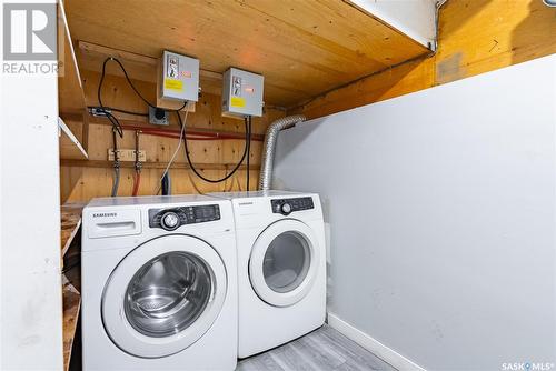 45 Nicholson Place, Saskatoon, SK - Indoor Photo Showing Laundry Room