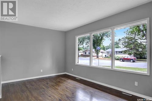 1402 Dover Avenue, Regina, SK - Indoor Photo Showing Other Room