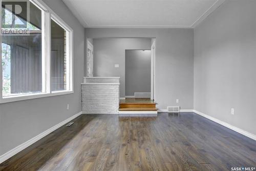 1402 Dover Avenue, Regina, SK - Indoor Photo Showing Other Room