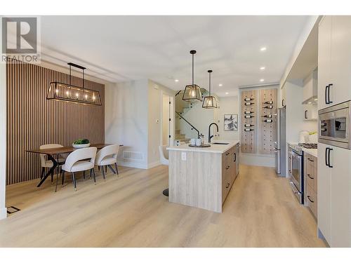 839 Lawson Avenue Unit# 2, Kelowna, BC - Indoor Photo Showing Kitchen