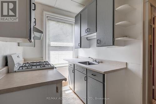 Kitchen 1 Bedroom Unit - 193 Waterloo Street, London, ON - Indoor Photo Showing Kitchen