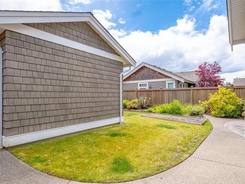 706 West Ridge Way, Qualicum Beach, BC 