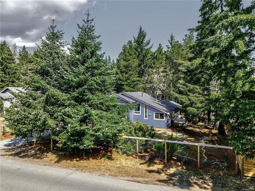 2965 Leon Rd, Qualicum Beach, BC 