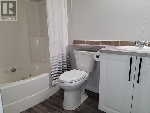 4803 Grimm Road, Quesnel, BC - Indoor Photo Showing Bathroom