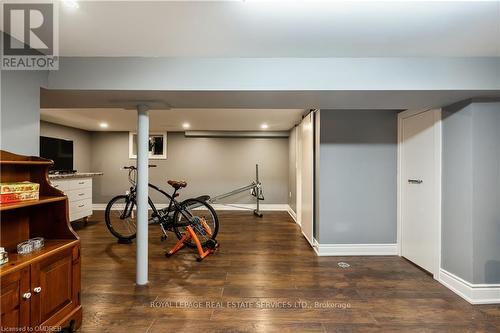 2069 Victoria Avenue, Burlington (Brant), ON - Indoor Photo Showing Other Room