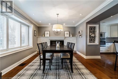 2069 Victoria Avenue, Burlington (Brant), ON - Indoor Photo Showing Dining Room