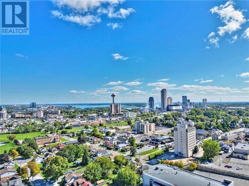 5698 Main Street, Niagara Falls, ON - Outdoor With View