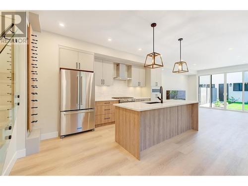 839 Lawson Avenue Unit# 1, Kelowna, BC - Indoor Photo Showing Kitchen With Stainless Steel Kitchen With Upgraded Kitchen