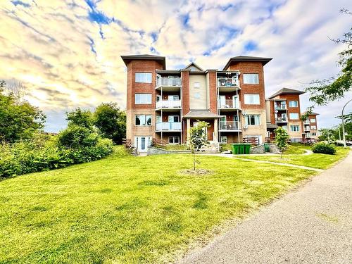 Frontage - 203-16769 Boul. De Pierrefonds, Montréal (Pierrefonds-Roxboro), QC - Outdoor With Balcony With Facade