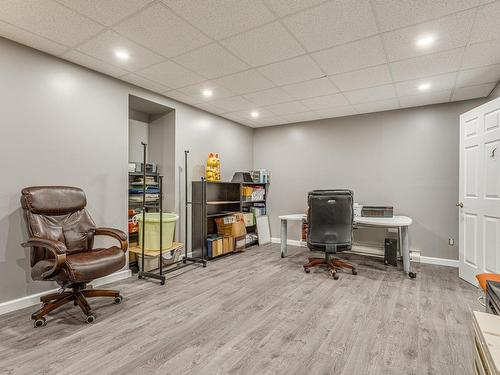 Bureau - 1207 Rue Jean-Vincent, Carignan, QC - Indoor Photo Showing Basement