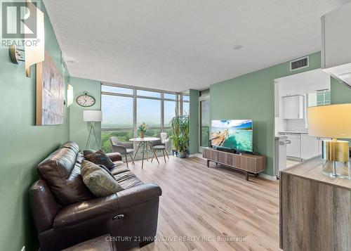 1508 - 28 Harrison Garden Boulevard, Toronto (Willowdale East), ON - Indoor Photo Showing Living Room