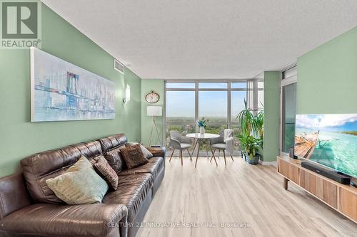 1508 - 28 Harrison Garden Boulevard, Toronto (Willowdale East), ON - Indoor Photo Showing Living Room