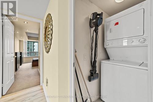 1508 - 28 Harrison Garden Boulevard, Toronto (Willowdale East), ON - Indoor Photo Showing Laundry Room