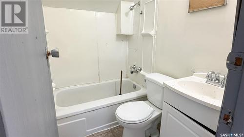 1324 Angus Street, Regina, SK - Indoor Photo Showing Bathroom