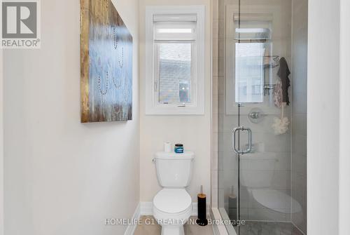 3434 Clayton Trail, Oakville, ON - Indoor Photo Showing Bathroom