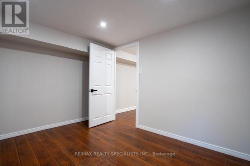 2165 Meadowbrook Road, Burlington (Mountainside), ON - Indoor Photo Showing Other Room