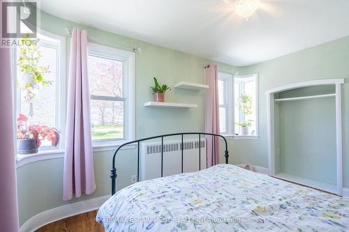 46 Mountain Brow Boulevard, Hamilton (Sunninghill), ON - Indoor Photo Showing Bedroom