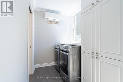 46 Mountain Brow Boulevard, Hamilton (Sunninghill), ON - Indoor Photo Showing Laundry Room