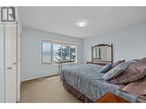 1252 Kyndree Court, Kelowna, BC - Indoor Photo Showing Bedroom