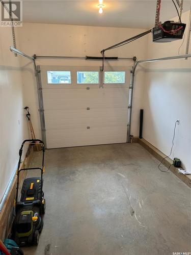 171 26Th Street, Battleford, SK - Indoor Photo Showing Garage