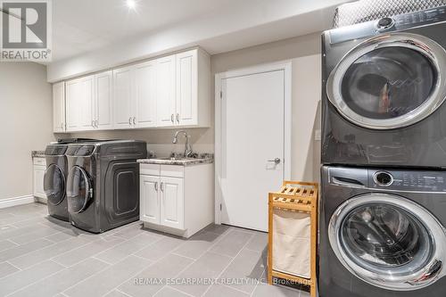 374 Woodworth Drive W, Hamilton, ON - Indoor Photo Showing Laundry Room