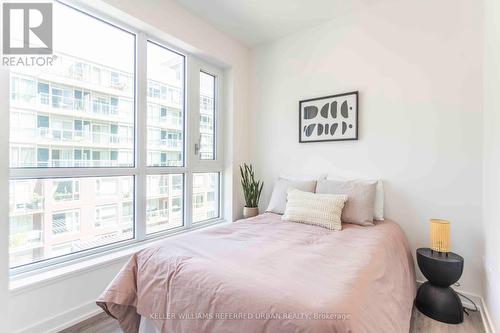 417 - 150 Logan Avenue, Toronto (South Riverdale), ON - Indoor Photo Showing Bedroom