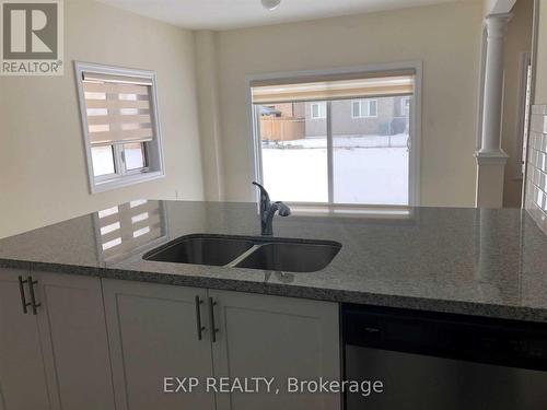 1797 Emberton Way N, Innisfil, ON - Indoor Photo Showing Kitchen With Double Sink