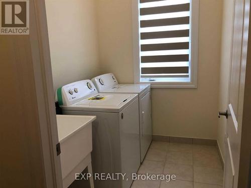 1797 Emberton Way N, Innisfil, ON - Indoor Photo Showing Laundry Room