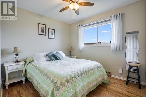 2109 Hadden Court, Kelowna, BC - Indoor Photo Showing Bedroom