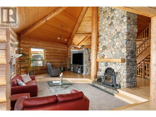 55 Kalamalka Lakeview Drive Unit# 3, Vernon, BC - Indoor Photo Showing Living Room With Fireplace